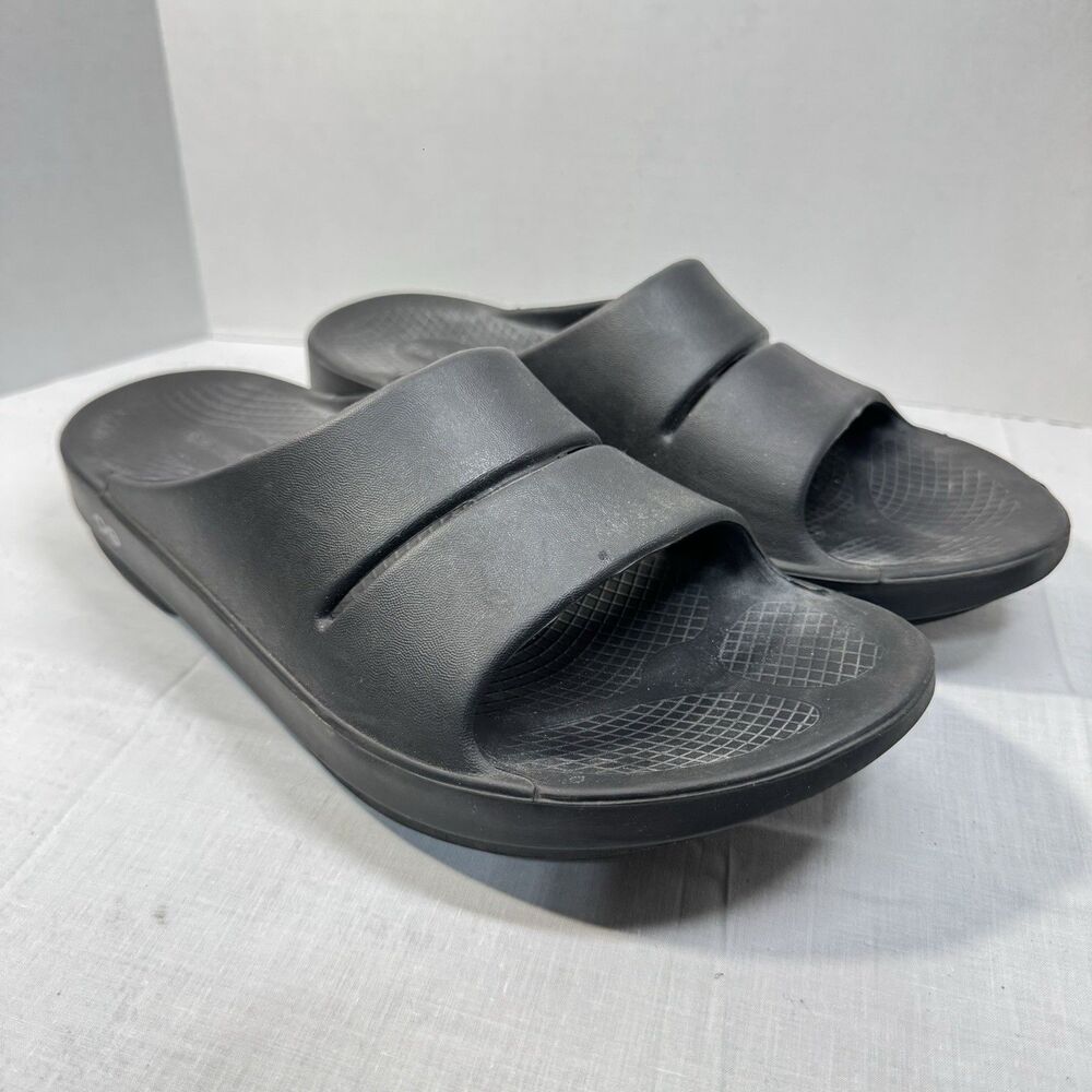 OOFOS OOahh Black Recovery Slides Sandals Men's 12 Women's 14